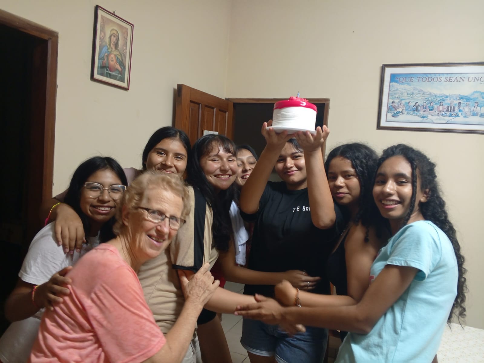 Elas estão chegando — trabalho com meninas — Bolívia