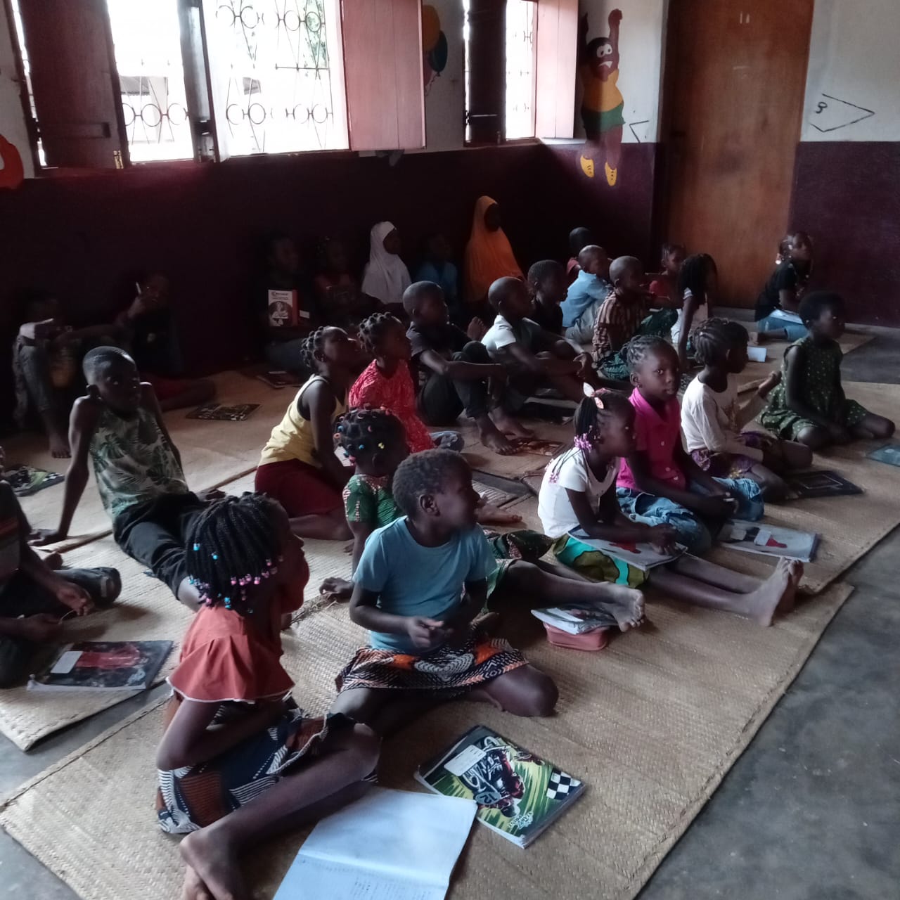 Educação com as crianças — Moçambique