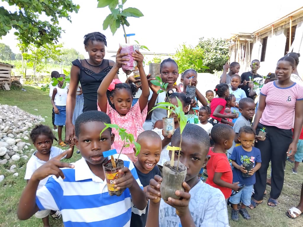Infancia Missionária — Haiti
